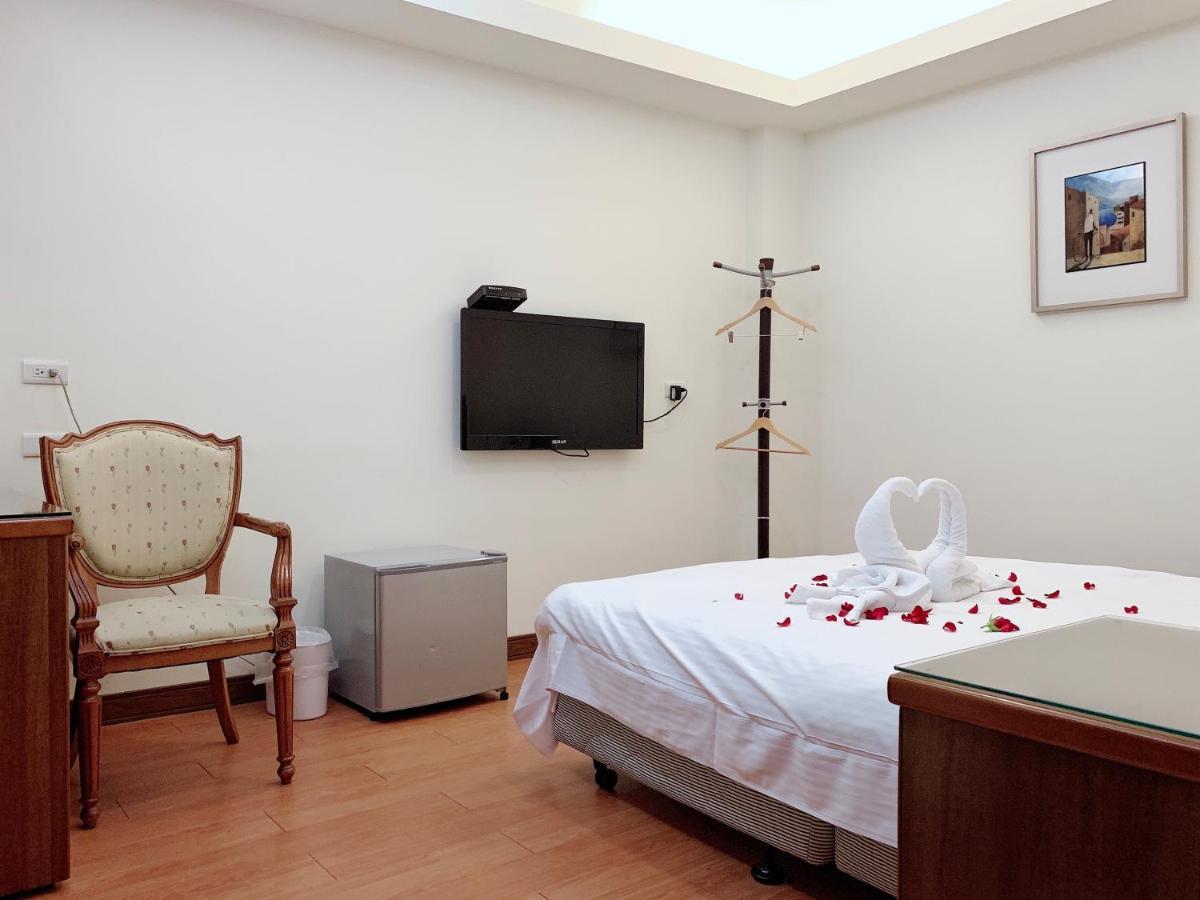 Mucha Boutique Hotel Yilan Kültér fotó