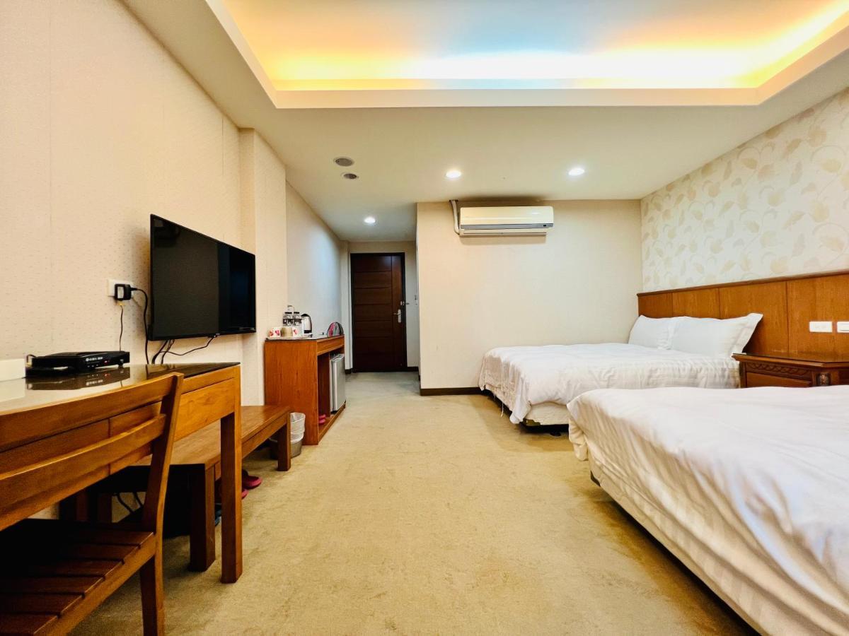 Mucha Boutique Hotel Yilan Kültér fotó