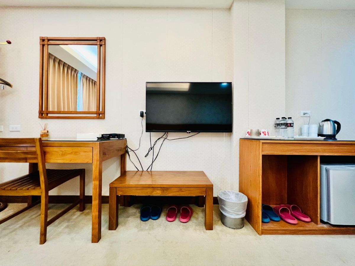 Mucha Boutique Hotel Yilan Kültér fotó